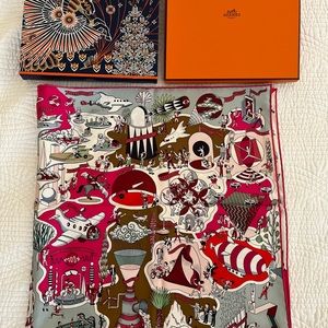 HERMES silk scarf, never worn! In original box